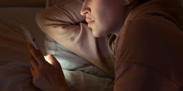 Poor Sleep Habits: How Your Sleep Schedule Can Hurt Your Finances - Cover Image