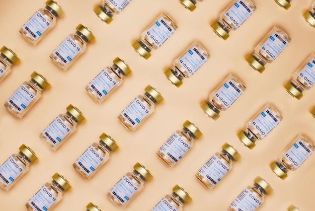 The 3 Anti-Aging Supplements Doctors Over 50 Swear By in 2025